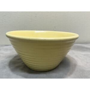 Mid century Bauer Yellow Ringware Bowl #18